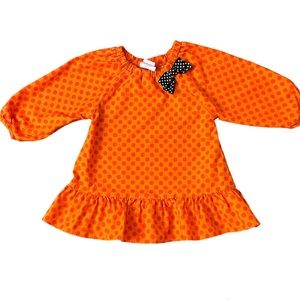 ⭐️Ricrac & ruffles orange polka dot tunic top with black polka dot bow 24 months